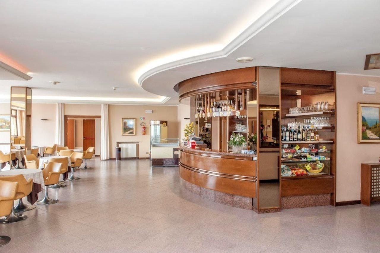 Hotel Bellavista Tignale Extérieur photo