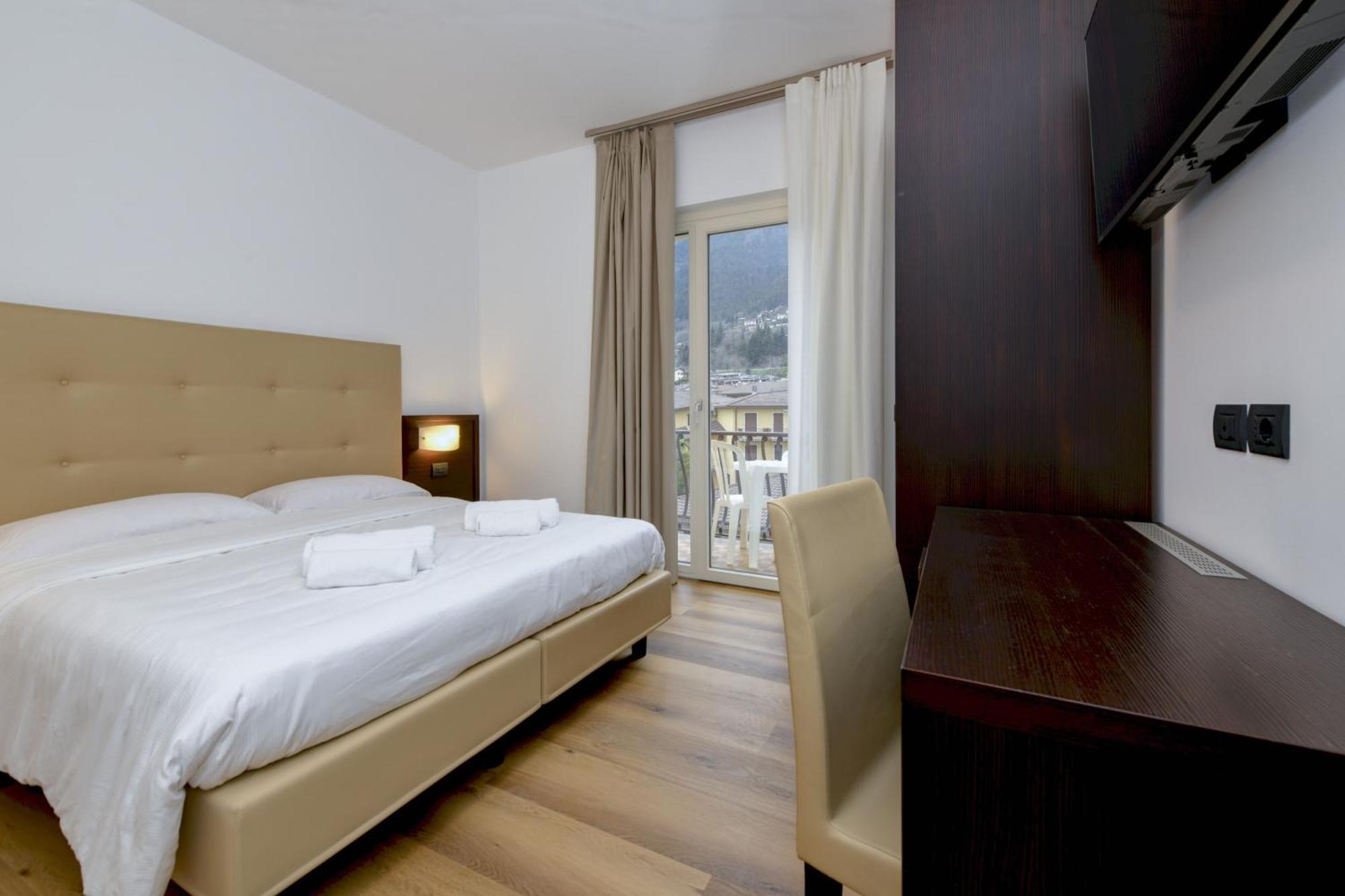 Hotel Bellavista Tignale Extérieur photo