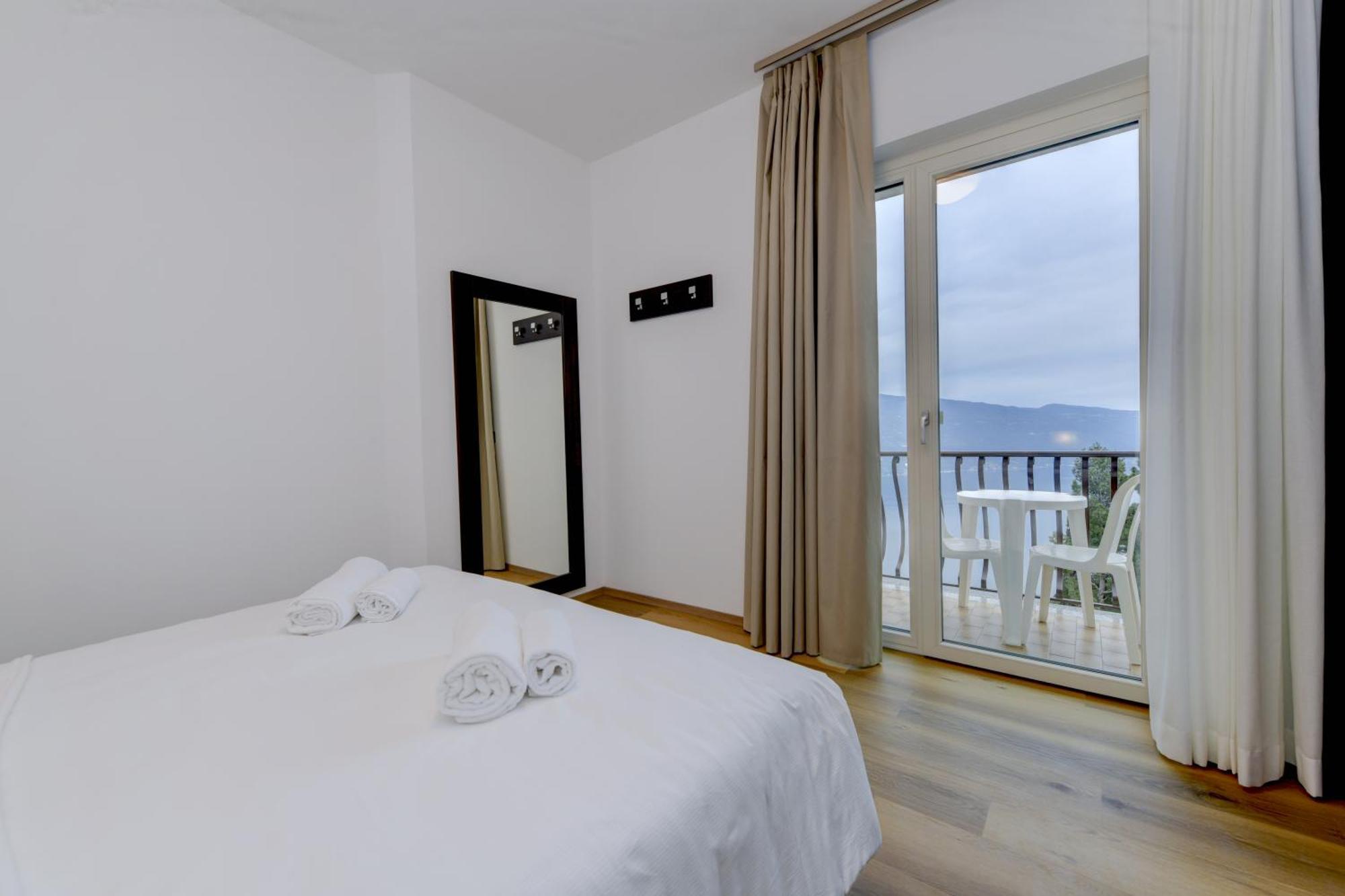 Hotel Bellavista Tignale Extérieur photo