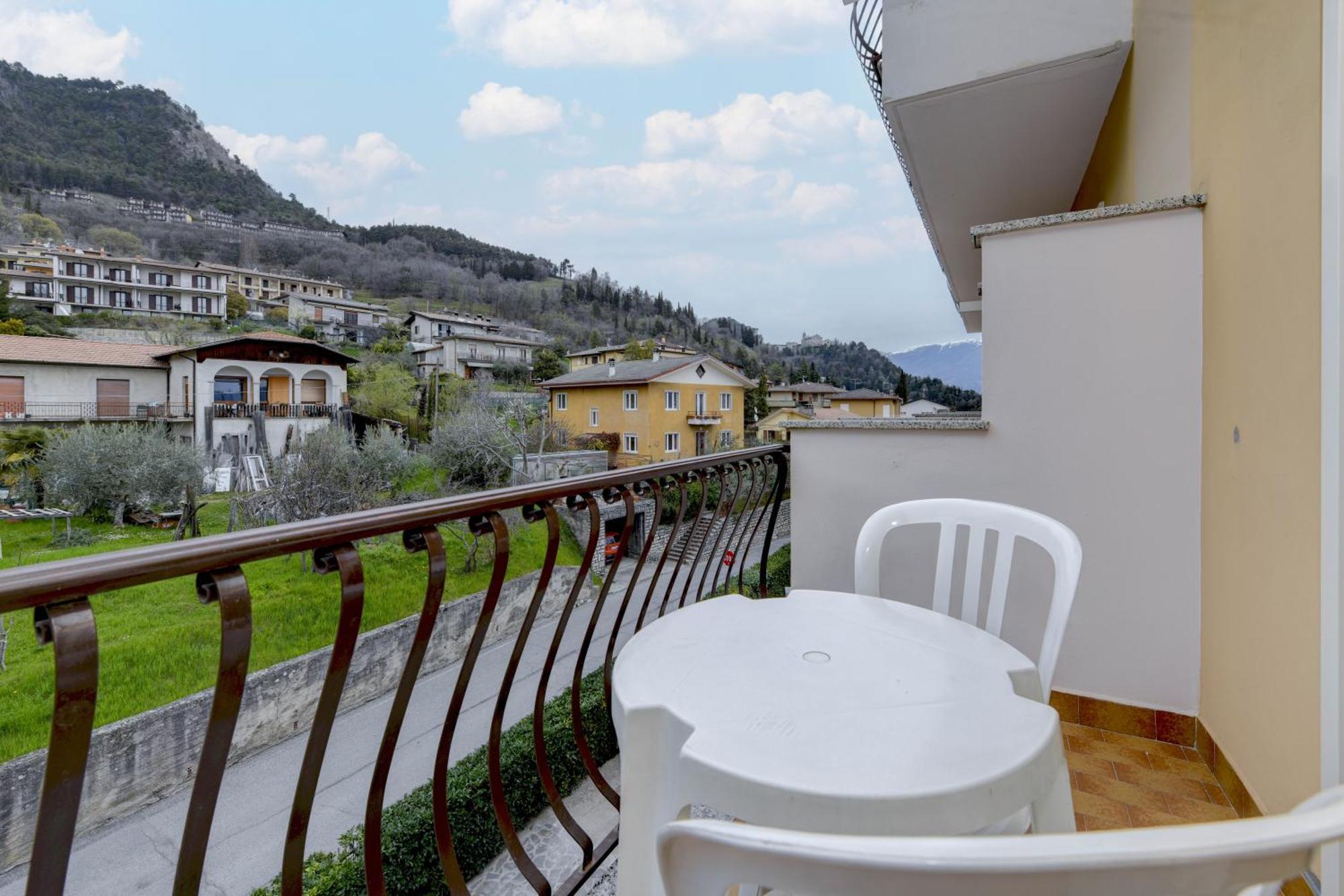 Hotel Bellavista Tignale Extérieur photo