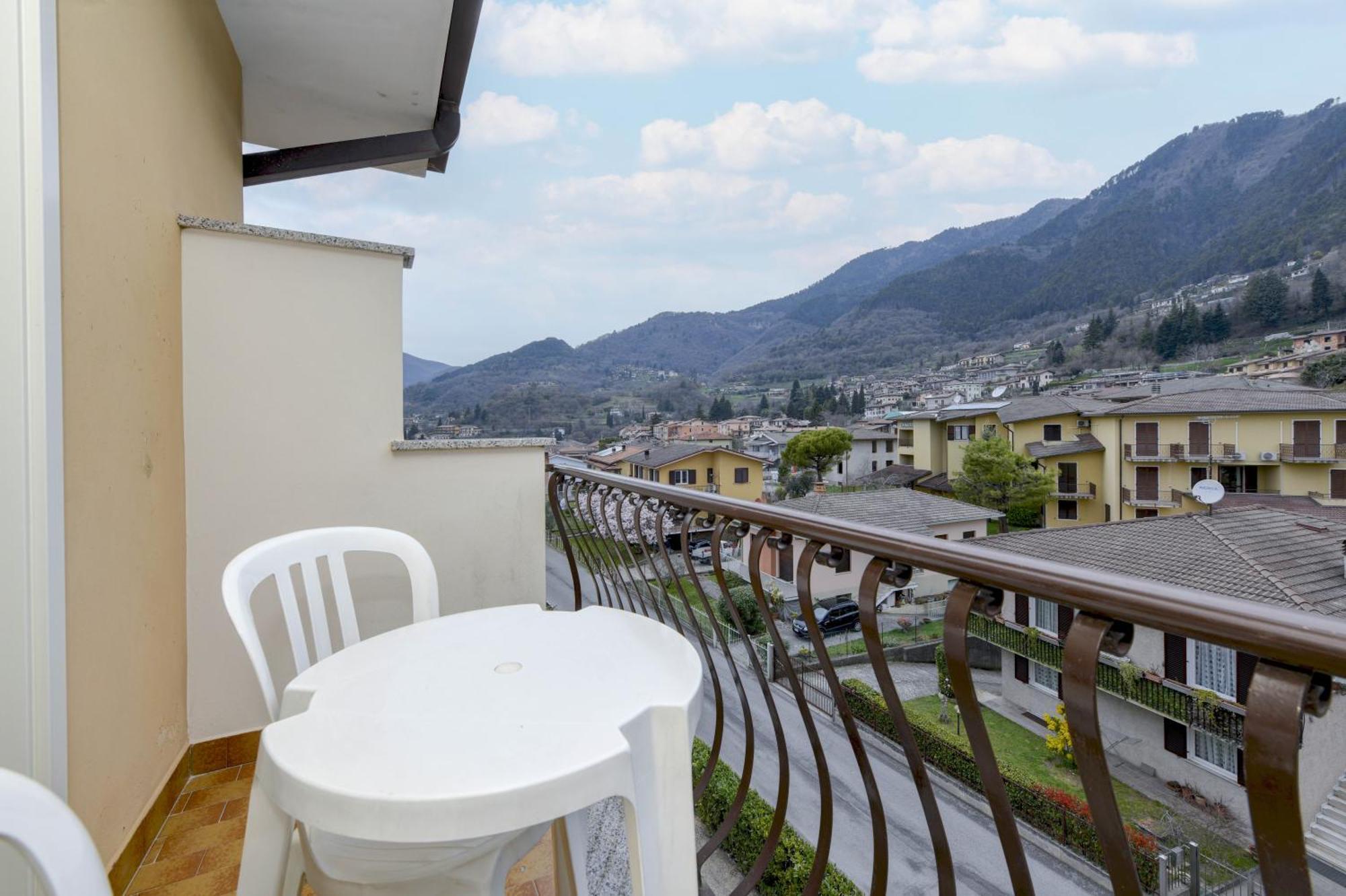 Hotel Bellavista Tignale Extérieur photo