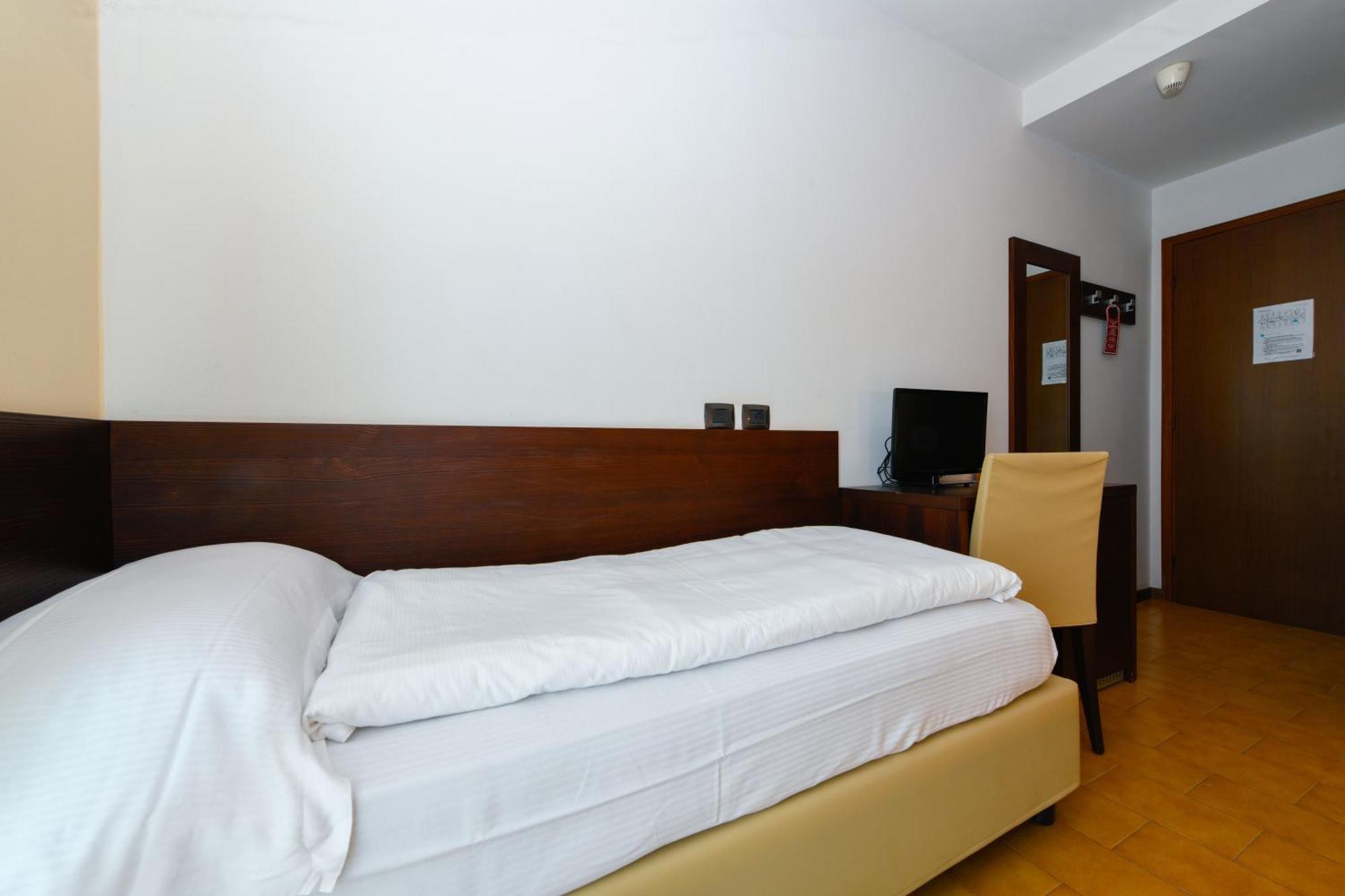 Hotel Bellavista Tignale Extérieur photo