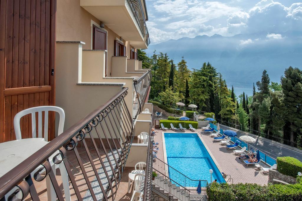 Hotel Bellavista Tignale Extérieur photo